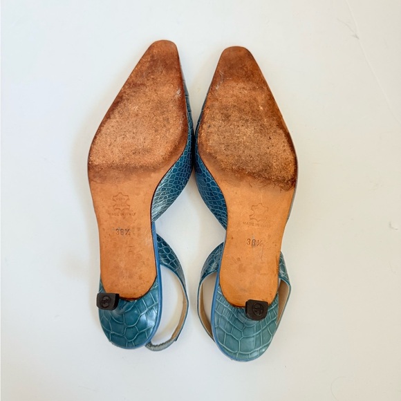 Manolo Blahnik Teal Blue Croc Embossed Leather Carolyne Slingback Heels EU 38.5 - Picture 7 of 10